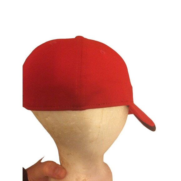 Titleist Red Golf Cap S/M Titleist Logo Embroidered Adjustable Fit Comfortable L - Picture 4 of 6